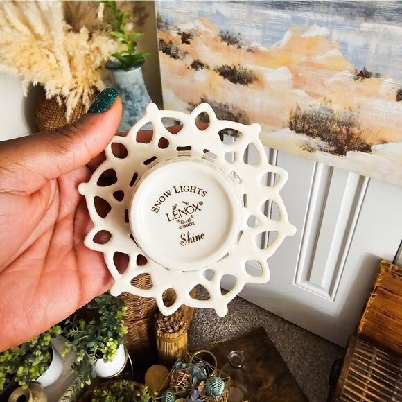 New VTG Set Of 2 Lenox Tealight Candle Holder & A Pierced Snowman Charm Decor. - Picture 8 of 9